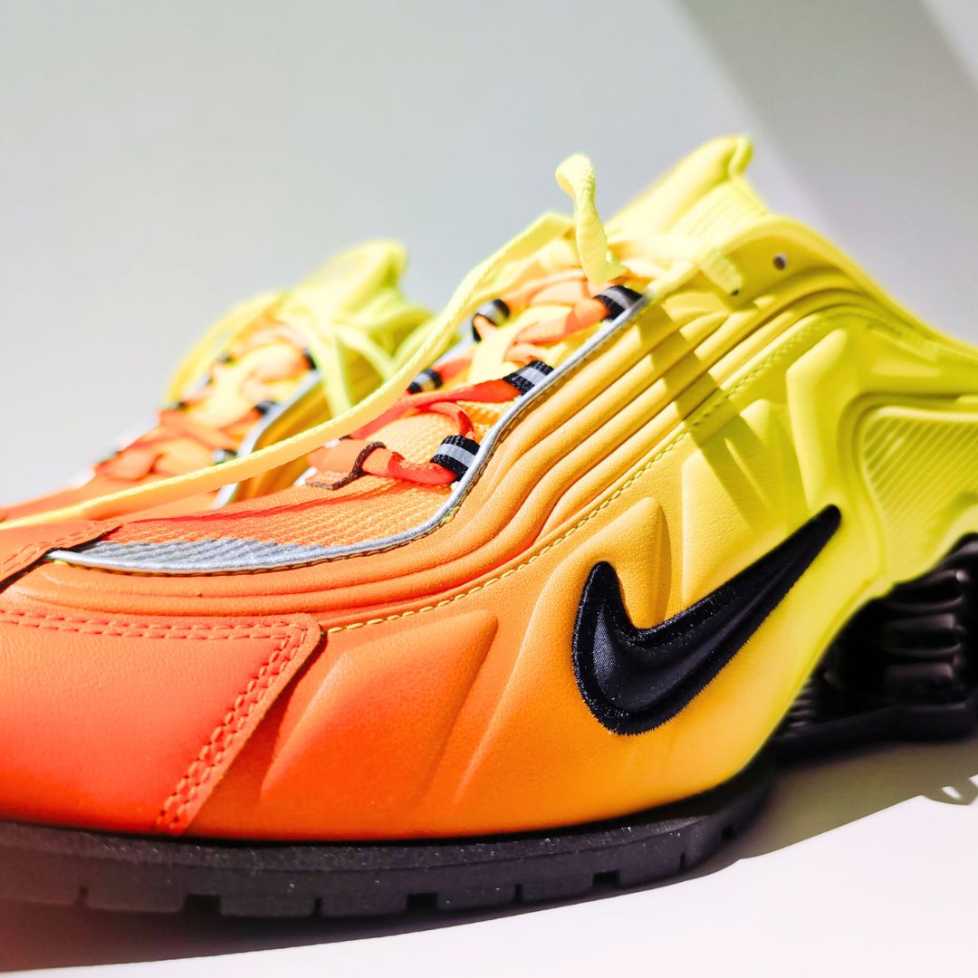 Martine Rose × Nike WMNS Shox MR4 "Safety Orange" | 25.5cm | DQ2401-800