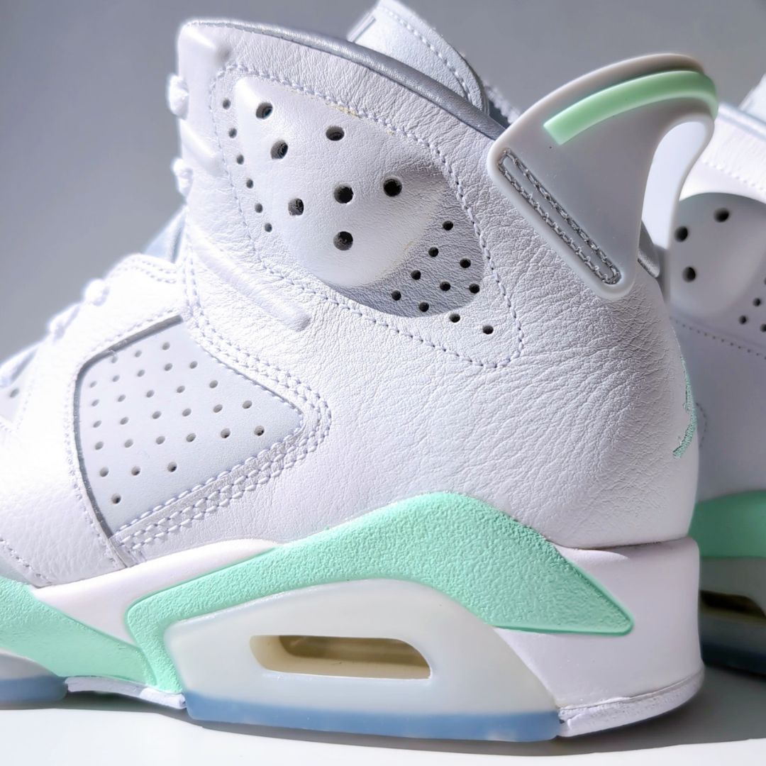 NIKE WMNS AIR JORDAN 6 "Mint Foam" | 24.5cm | DQ4914-103
