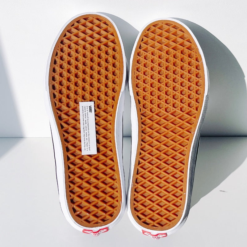 【VANS】Vans × Disney コラボ Mickey Mouse SK8-Hi
