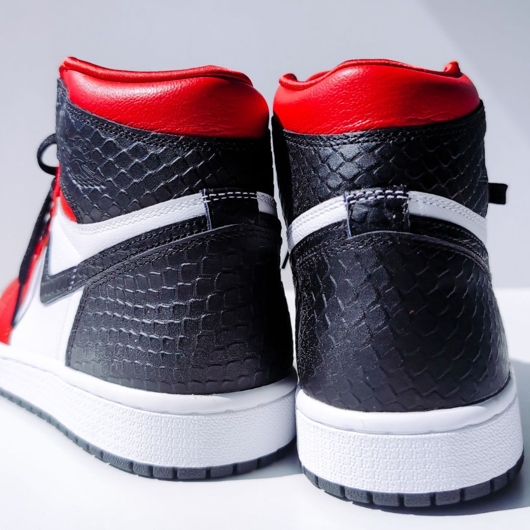 Nike Wmns Air Jordan 1 High OG "Satin Red" | 25.0cm | CD0461-601