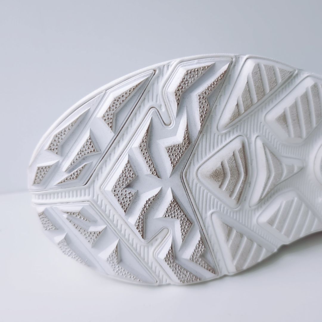 UGG M CA805 V2 NUBACK | 25.0cm | 1134958-WHT-07