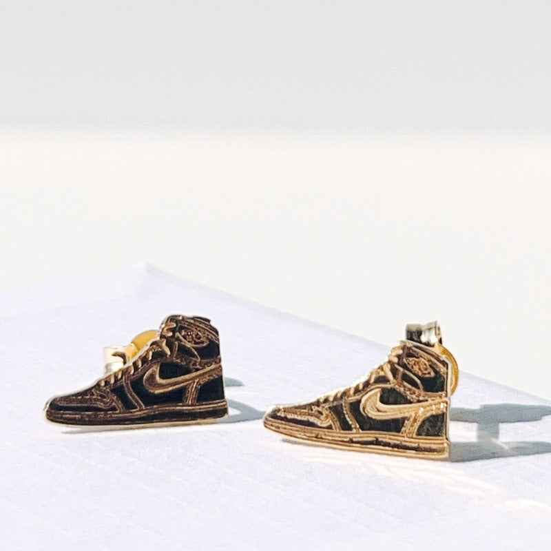 「SNEAKER TRIBUTE EARRINGS」スニーカーチャーム ピアス : SNEAKER TRIBUTE / GOLD ゴールド