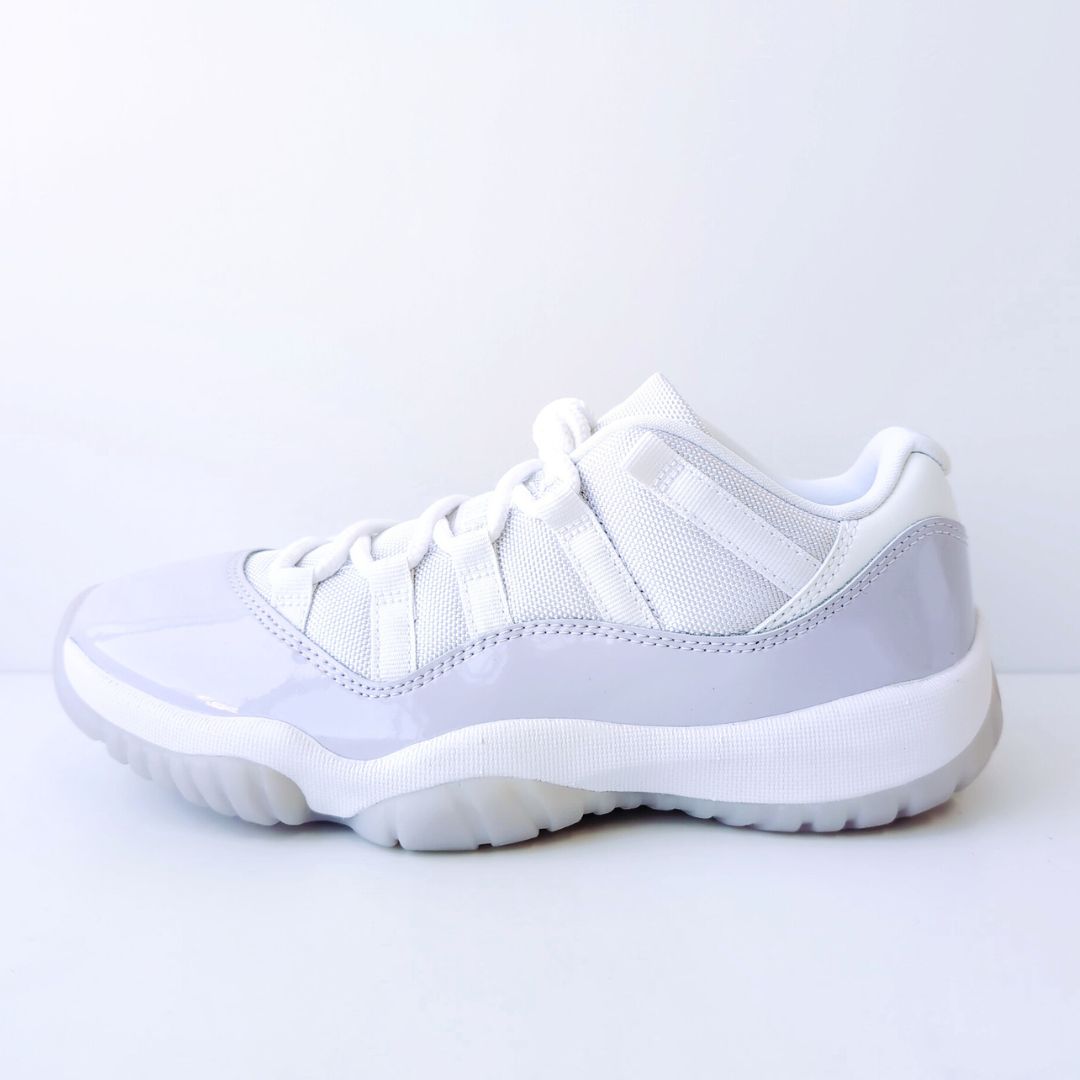 Nike WMNS Air Jordan 11 Low "Pure Violet" | 26.0cm | AH7860-101