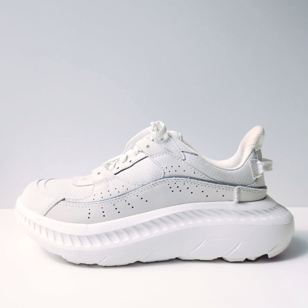 UGG M CA805 V2 NUBACK | 25.0cm | 1134958-WHT-07