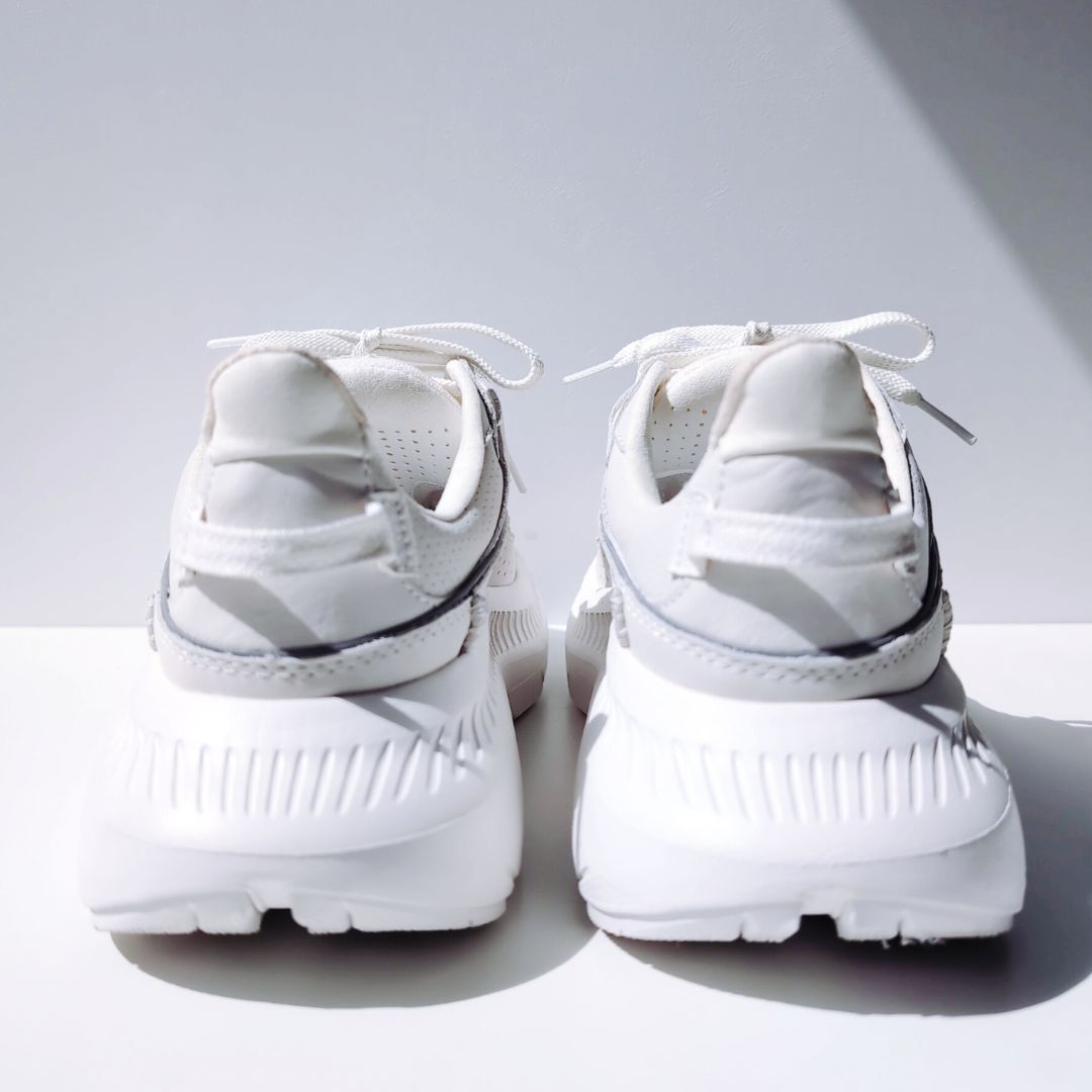 UGG M CA805 V2 NUBACK | 25.0cm | 1134958-WHT-07