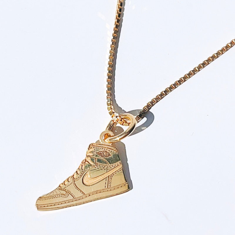 「SNEAKER TRIBUTE NEACKLACE」スニーカーチャームネックレス : SNKR_TRIBUTE / GOLD ゴールド