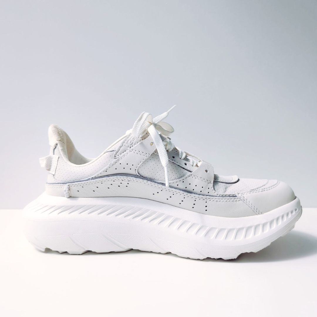 UGG M CA805 V2 NUBACK | 25.0cm | 1134958-WHT-07