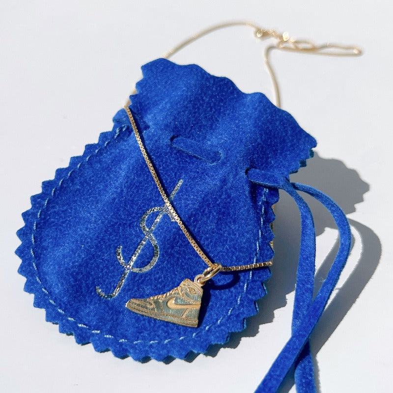 「SNEAKER TRIBUTE NEACKLACE」スニーカーチャームネックレス : SNKR_TRIBUTE / GOLD ゴールド