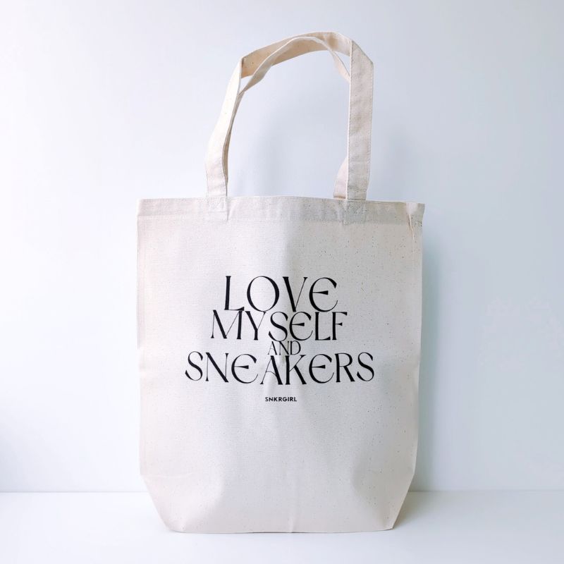 【SNKRGIRL Original】オリジナルロゴ トートバッグ 上品なロゴデザイン : Mサイズ (セール対象商品)
