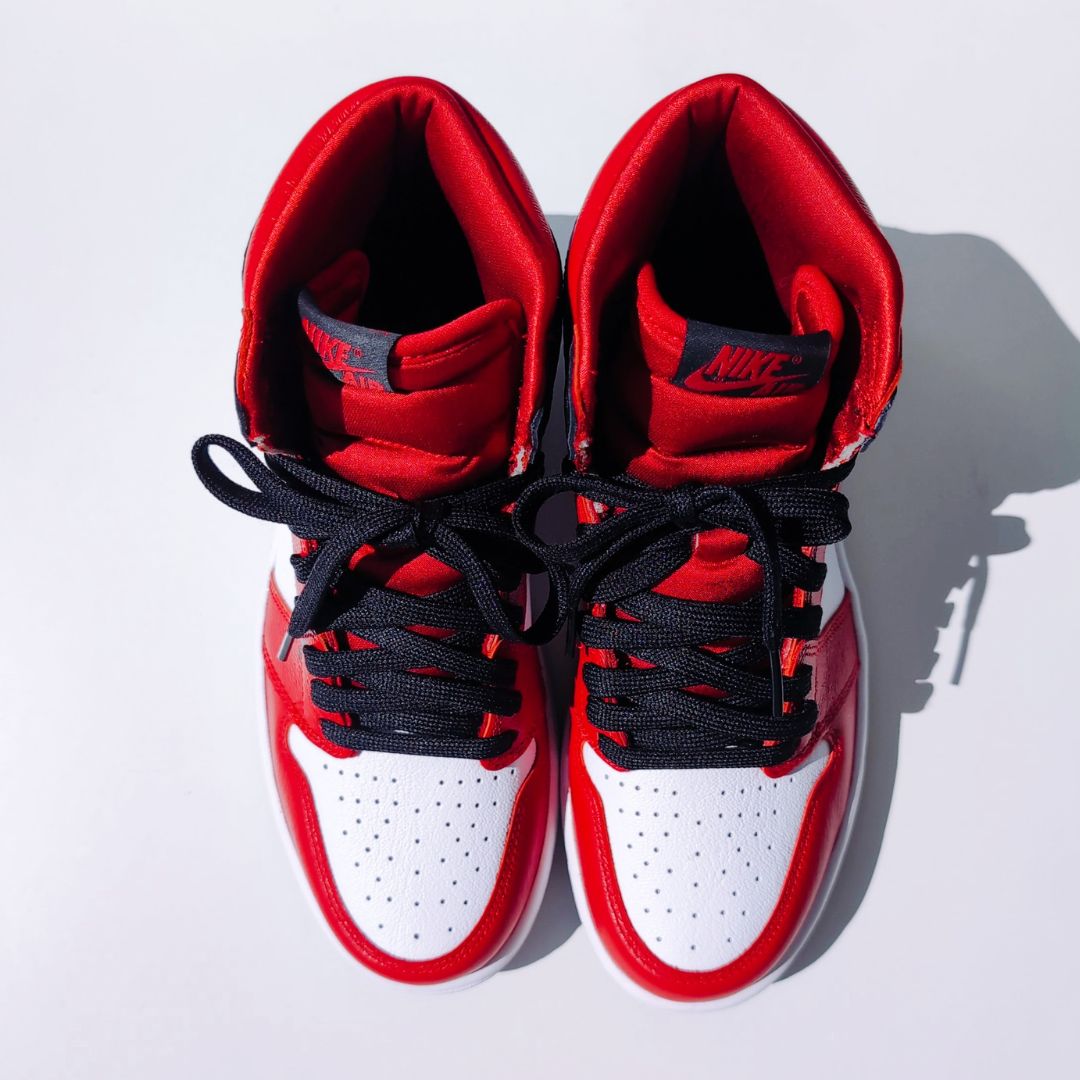 Nike Wmns Air Jordan 1 High OG "Satin Red" | 25.0cm | CD0461-601