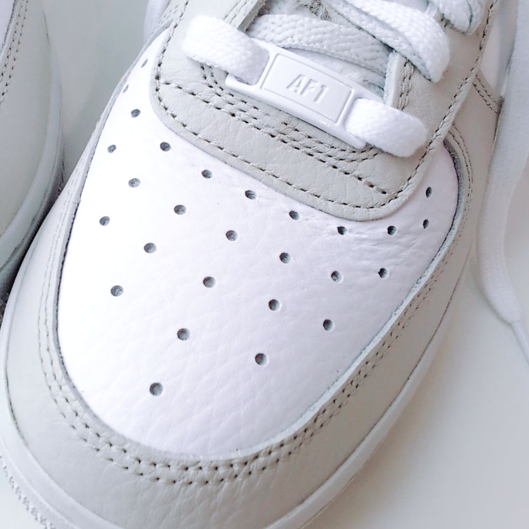 Nike WMNS AIR FORCE 1 '07"Light Bone" | 24.0cm,24.5cm,25.0cm | DC1165-001