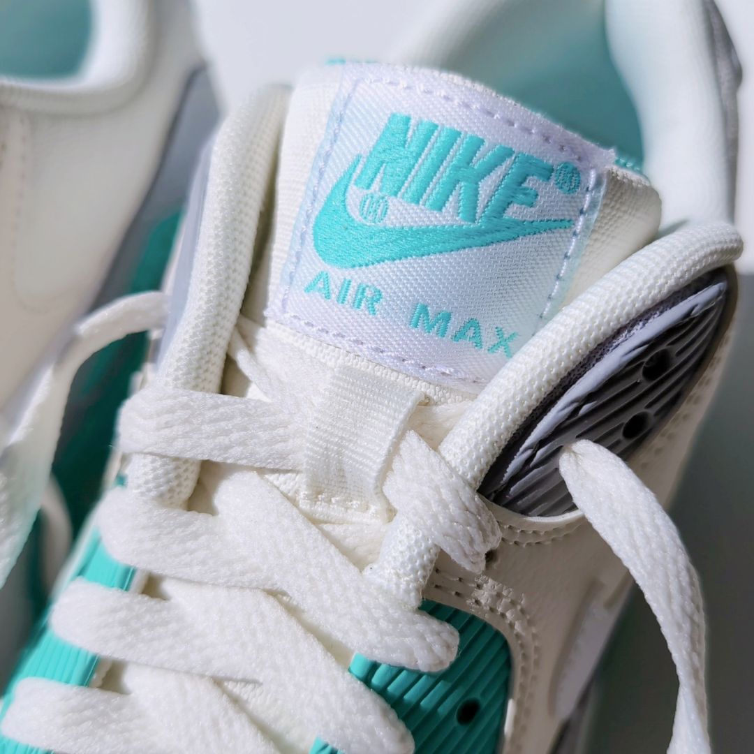 Nike WMNS Air Max 90 "Tiffany Emerald" | 24.5cm | 325213-140