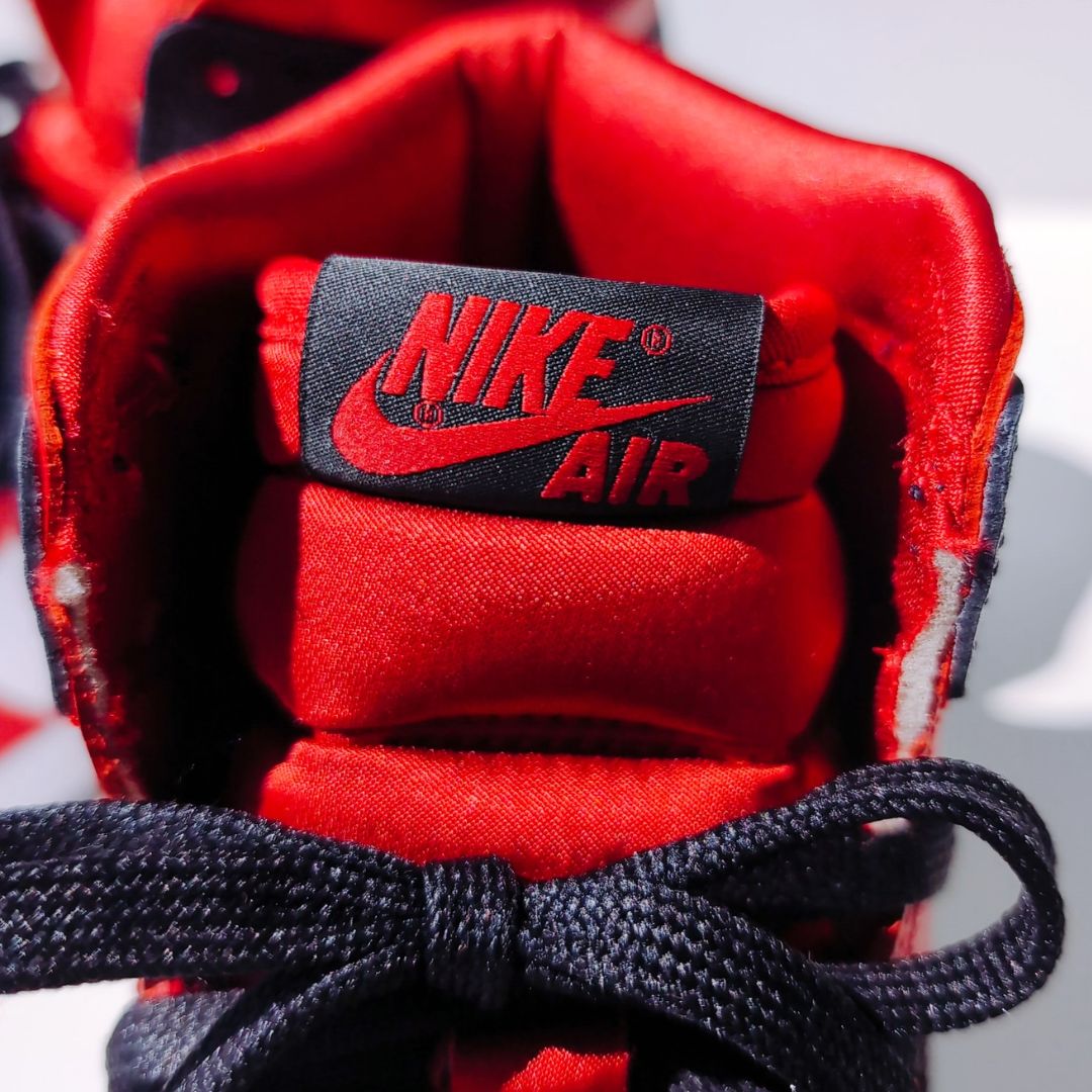 Nike Wmns Air Jordan 1 High OG "Satin Red" | 25.0cm | CD0461-601