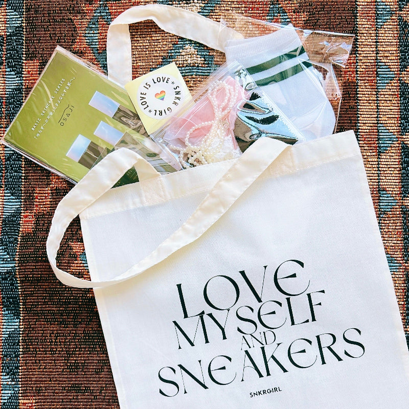 限定ギフトパック:トート、リボン紐、コスメサンプル、靴下 他 セール対象*