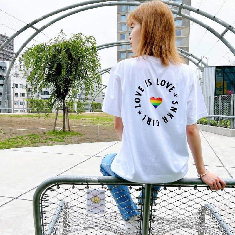 Pride T-Shirt "Love Is Love" Rainbow バックプリントTシャツ