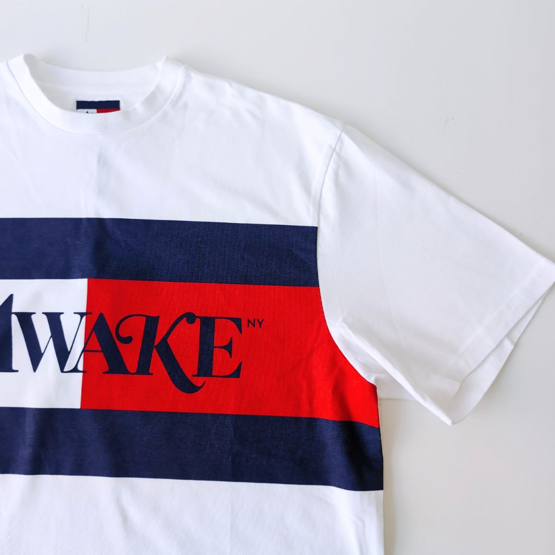 『Tommy ×Awake NY Flag Tee』コラボアイテム フラッグTシャツ 半袖 ホワイト