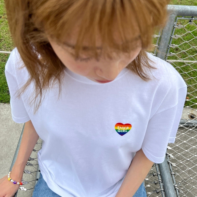 Pride T-Shirt "Love Is Love" Rainbow バックプリントTシャツ