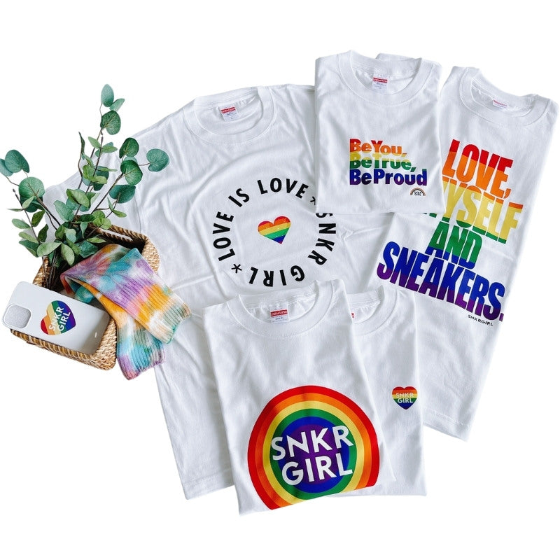 Pride T-Shirt "Love, Myself And Sneakers"  Rainbow Tシャツ